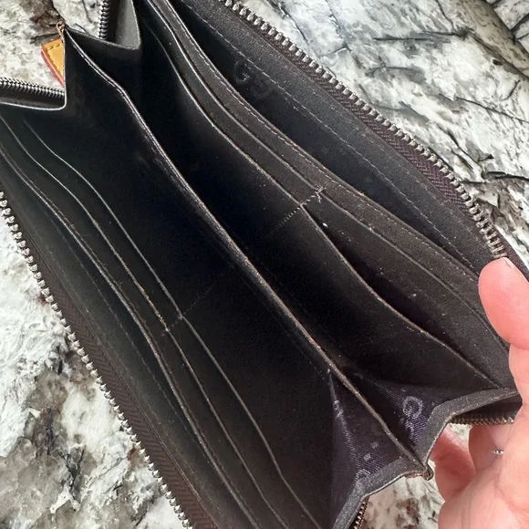 Gucci horse bit Brown Embossed Zip accordion Wallet - Picture 5 of 6